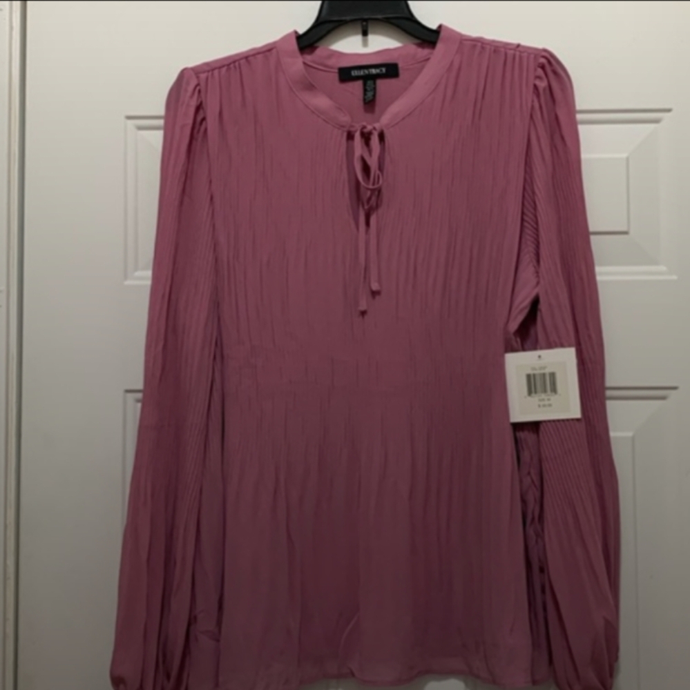 NWT Ellen Tracy size medium mauve blouse/top
